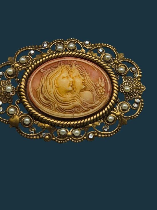 Hidden Hearts Jewelry - VTG Hidden Heart Two Sisters Cameo Brooch Filigree Faux Pearls Rhinestones